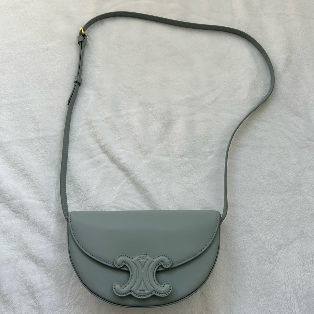 Celine
Besace Cuir Triomphe